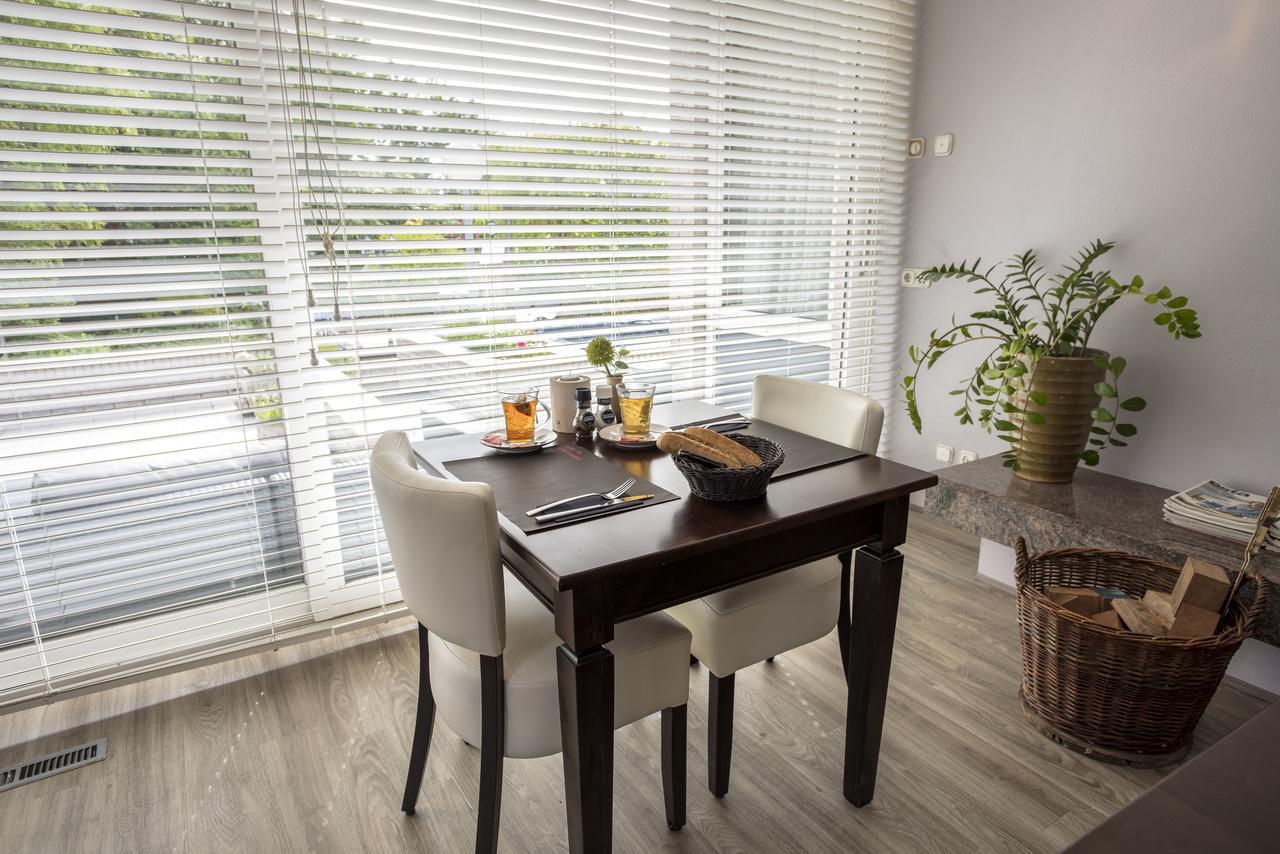 Lodgehotel De Lelie Makkum Dış mekan fotoğraf